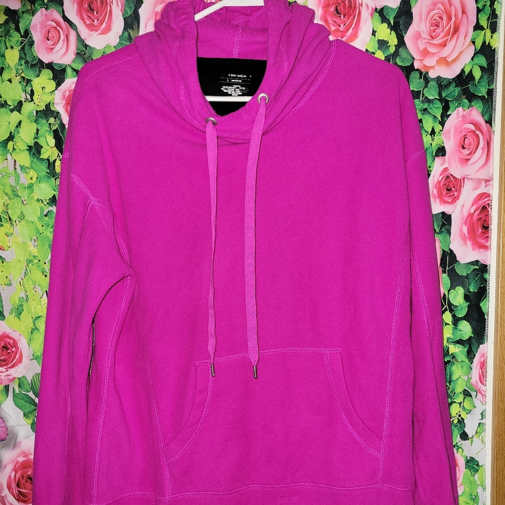 Women's hooded fleece pullover